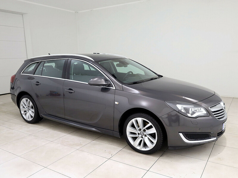 Фотография 1 - Opel Insignia 2013 г Универсал