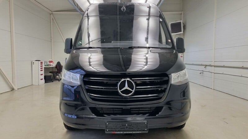 Фотография 5 - Mercedes-Benz Sprinter 2018 г Грузовой микроавтобус