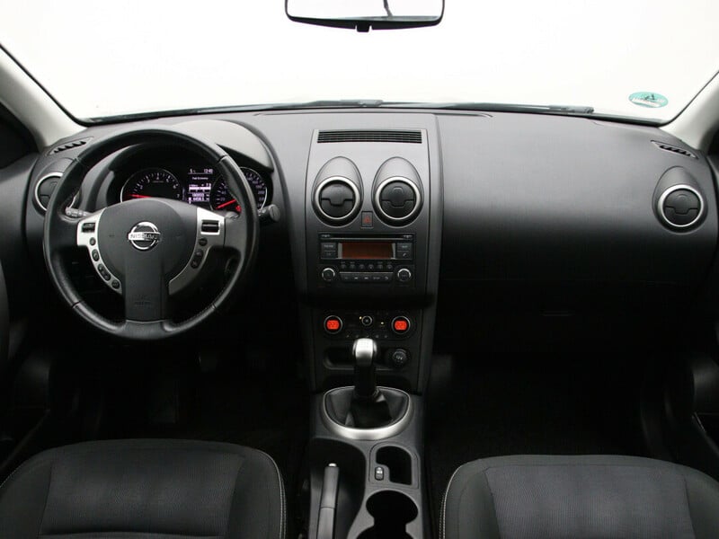 Photo 2 - Nissan Qashqai 2011 y Off-road / Crossover