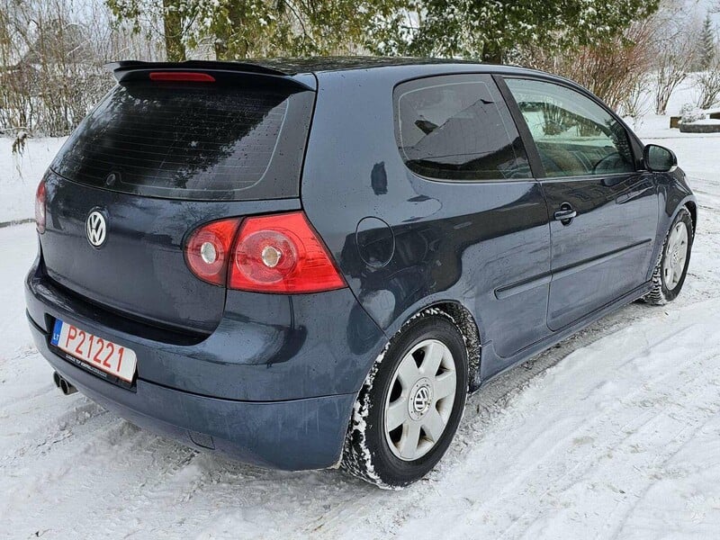 Фотография 3 - Volkswagen Golf 2005 г Хэтчбек