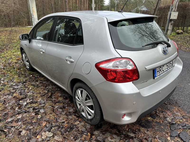 Фотография 4 - Toyota Auris I 2010 г