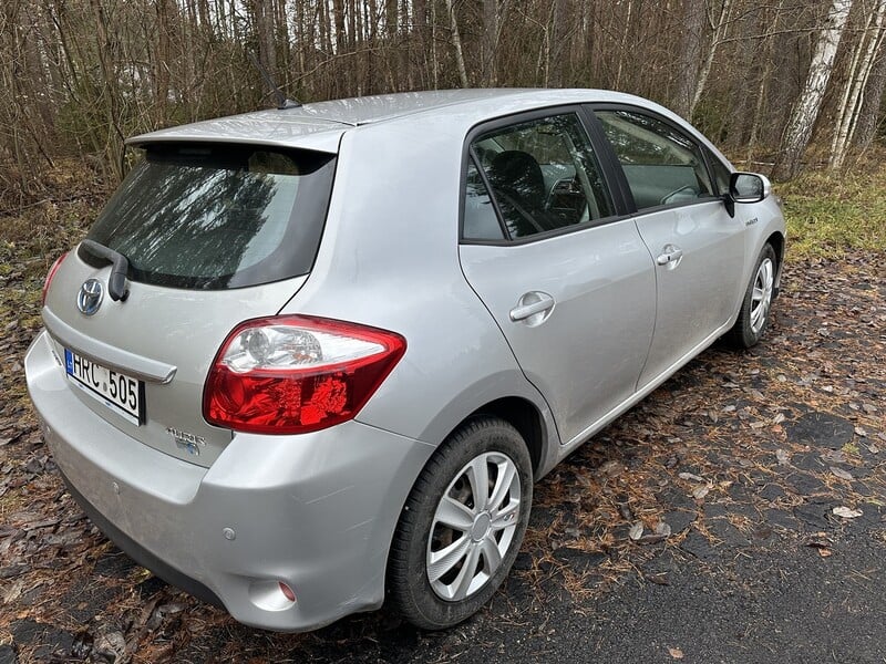 Фотография 6 - Toyota Auris I 2010 г