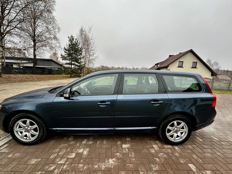 Photo 6 - Volvo V70 2009 y Wagon