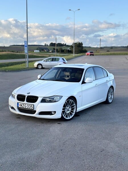 Photo 1 - Bmw 335 2011 y Sedan