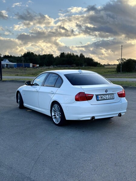 Photo 3 - Bmw 335 2011 y Sedan