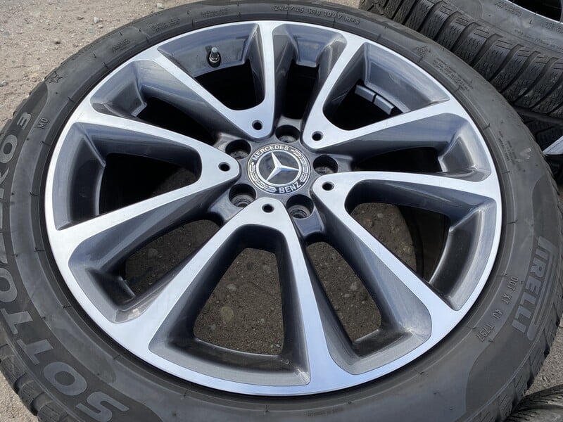 Photo 3 - Mercedes-Benz Siunciam, 8J ET43 light alloy R18 rims