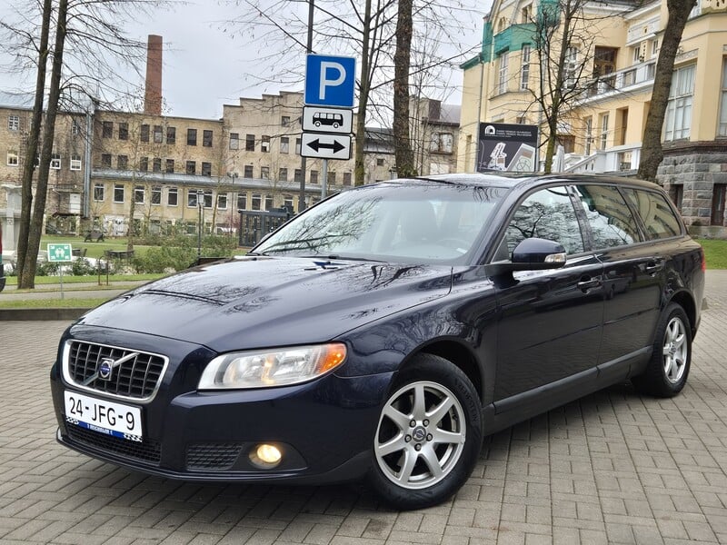 Фотография 5 - Volvo V70 2009 г Универсал