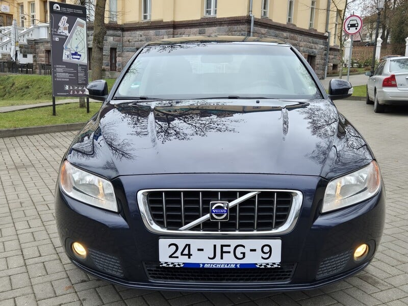 Фотография 7 - Volvo V70 2009 г Универсал