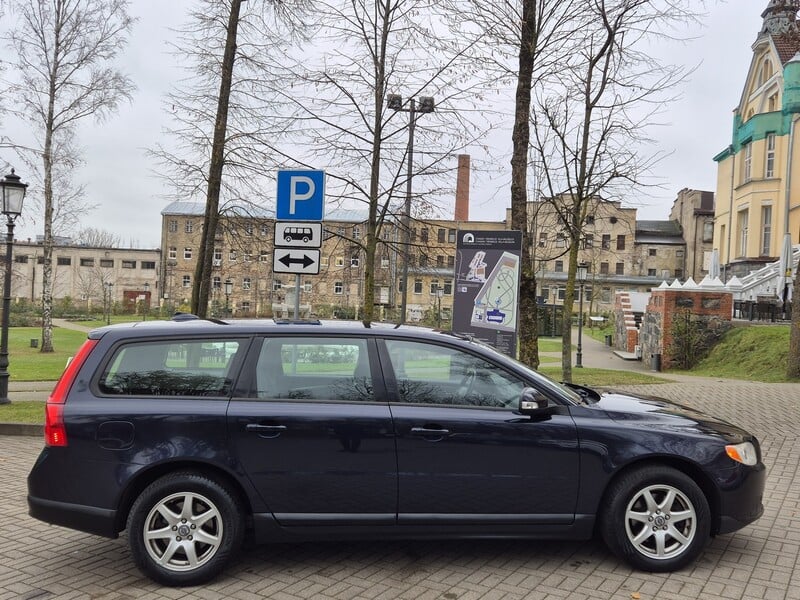 Фотография 10 - Volvo V70 2009 г Универсал