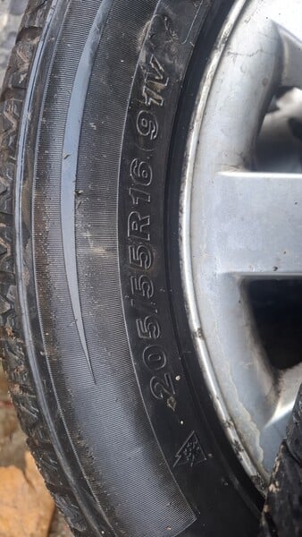 Photo 1 - Renault Laguna light alloy R16 rims