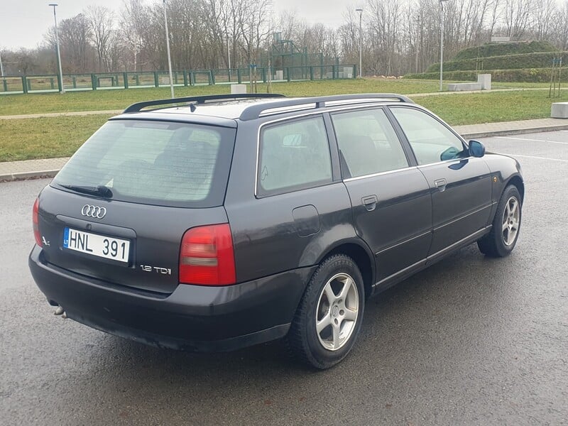 Nuotrauka 3 - Audi A4 1998 m Universalas