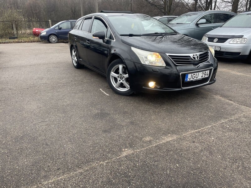 Photo 1 - Toyota Avensis III 2009 y