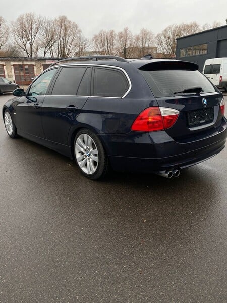 Photo 2 - Bmw 330 2007 y Wagon