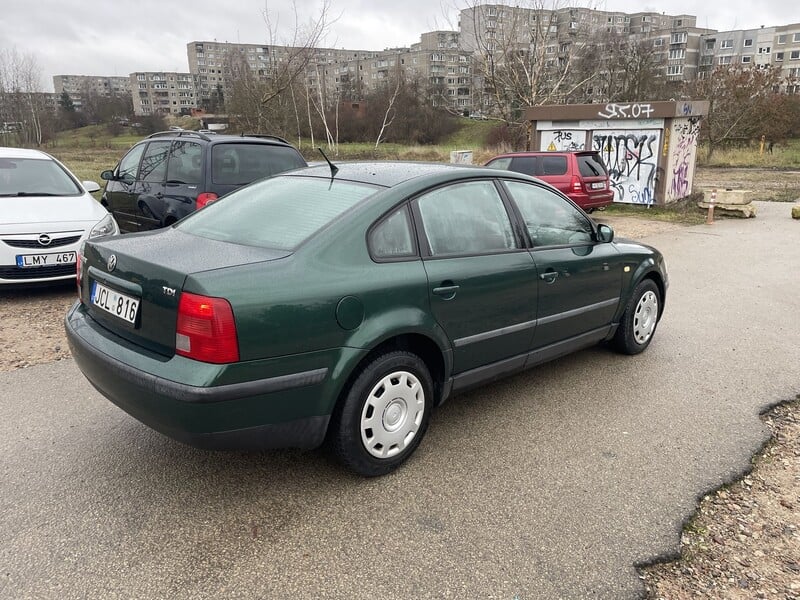 Photo 5 - Volkswagen Passat 2000 y Sedan