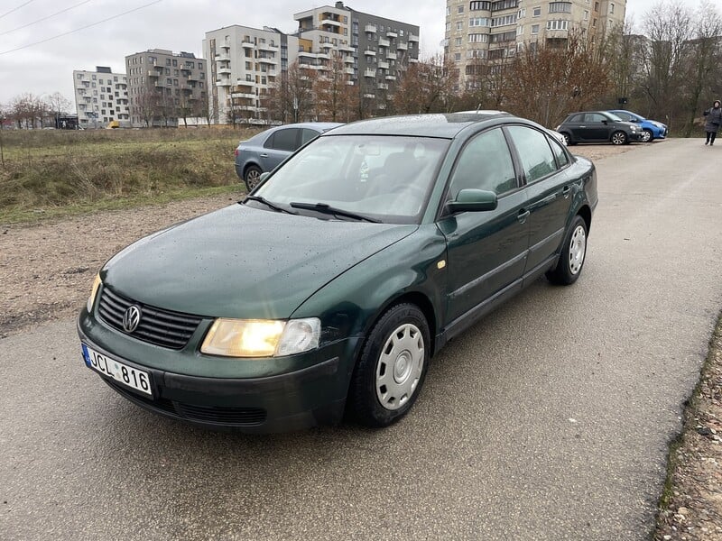 Photo 6 - Volkswagen Passat 2000 y Sedan