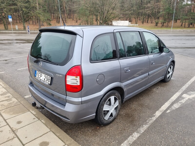 Photo 3 - Opel Zafira 2004 y Van