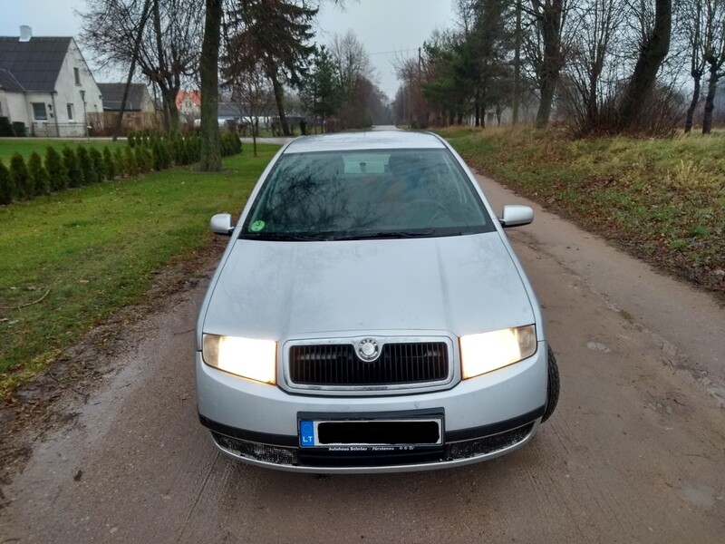 Фотография 4 - Skoda Fabia 2003 г Седан