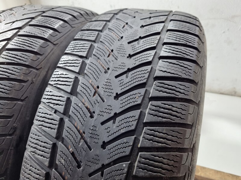 Photo 3 - Goodyear 4-5mm R17 winter tyres passanger car