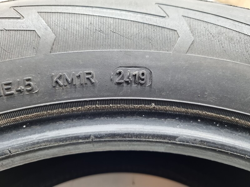 Photo 6 - Goodyear 4-5mm R17 winter tyres passanger car