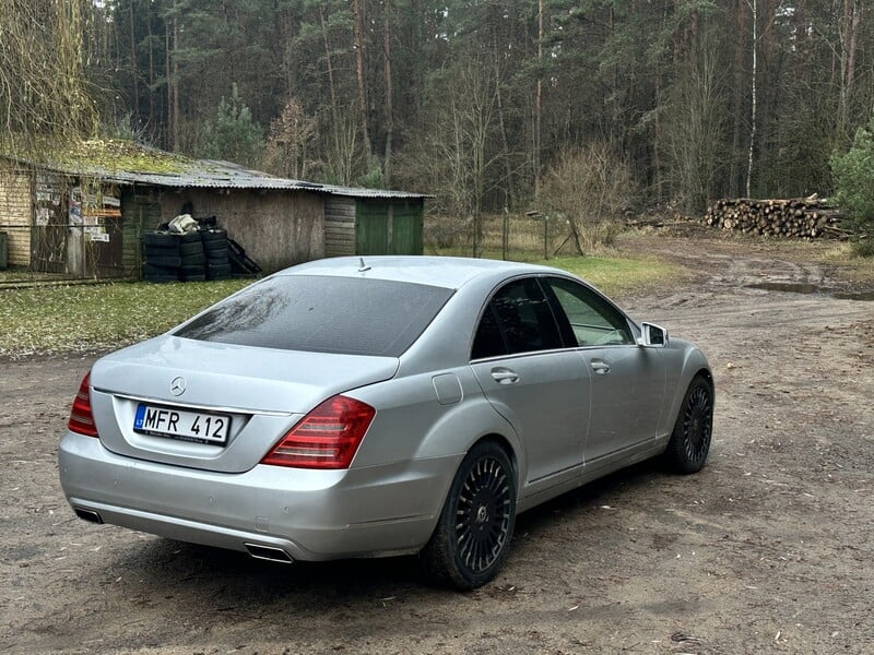 Фотография 7 - Mercedes-Benz S 320 2006 г Седан