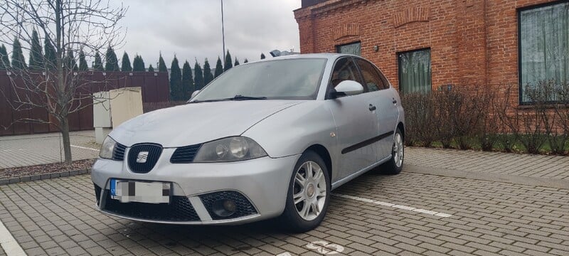 Photo 4 - Seat Ibiza 18472 2007 y