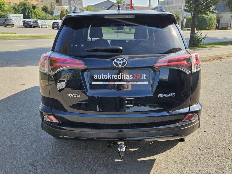 Photo 7 - Toyota RAV4 2017 y Off-road / Crossover