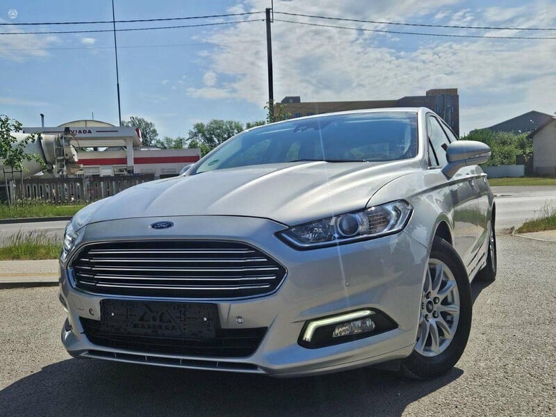 Photo 3 - Ford Mondeo 2018 y Hatchback