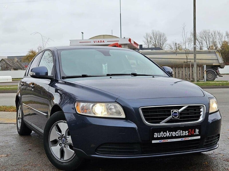 Photo 2 - Volvo S40 2010 y Sedan