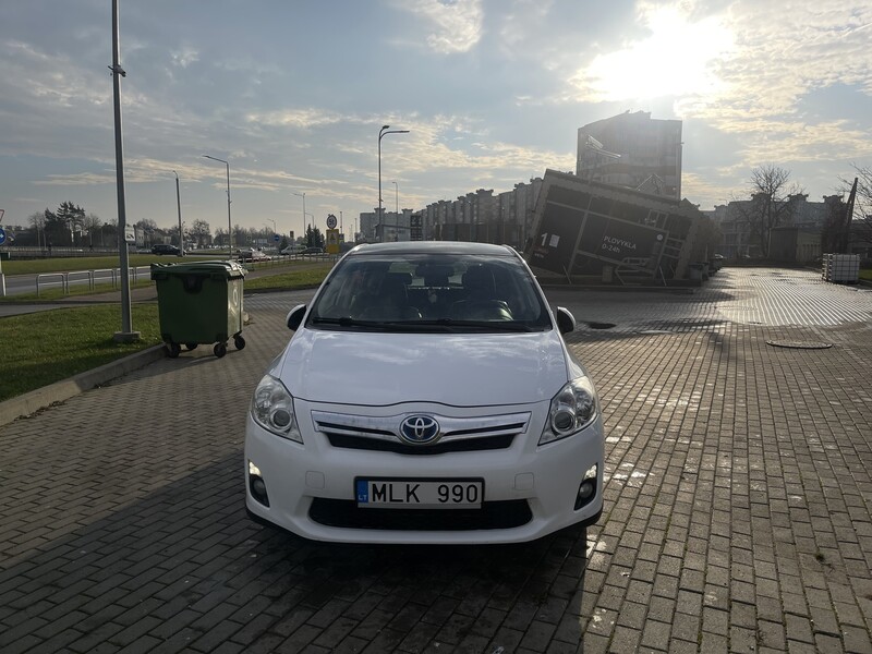 Nuotrauka 1 - Toyota Auris 2011 m Hečbekas