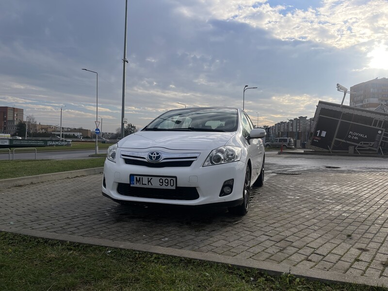 Nuotrauka 23 - Toyota Auris 2011 m Hečbekas