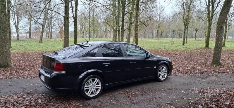 Photo 2 - Opel Vectra 2002 y Hatchback