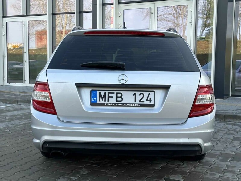 Photo 5 - Mercedes-Benz C 220 2010 y Wagon