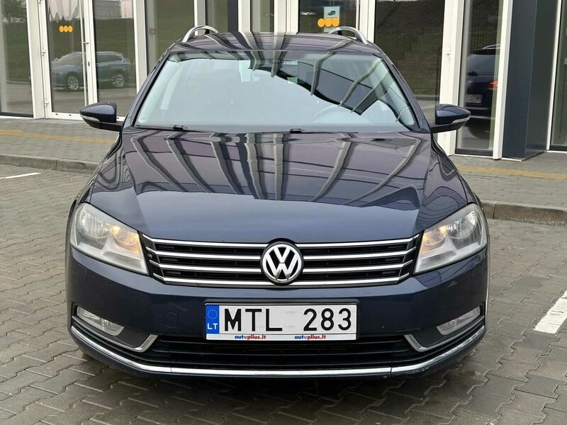 Photo 2 - Volkswagen Passat 2011 y Wagon