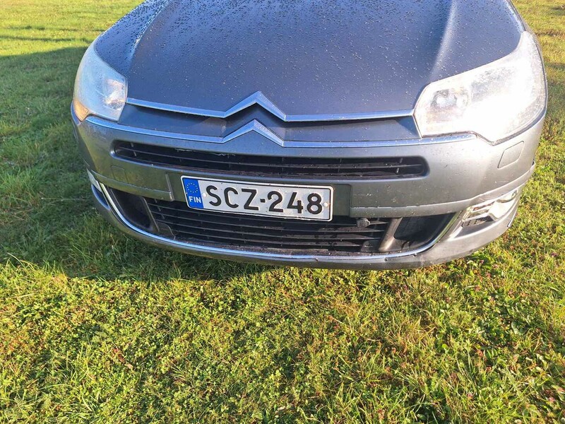 Photo 4 - Citroen C5 2008 y Sedan