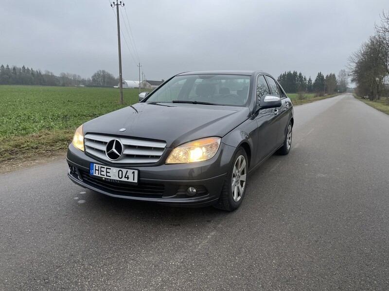 Photo 8 - Mercedes-Benz C 220 2007 y Sedan