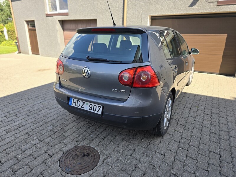 Фотография 4 - Volkswagen Golf 2005 г Хэтчбек