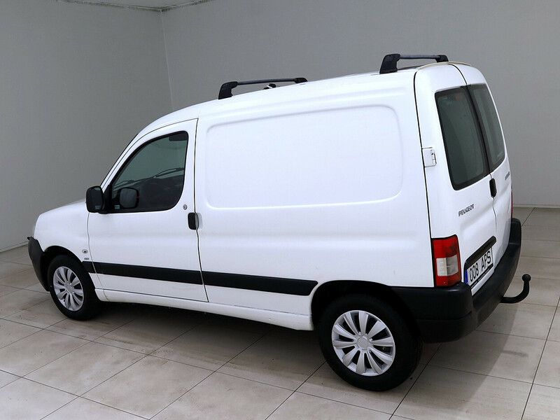 Photo 4 - Peugeot Partner 2008 y Combi minibus