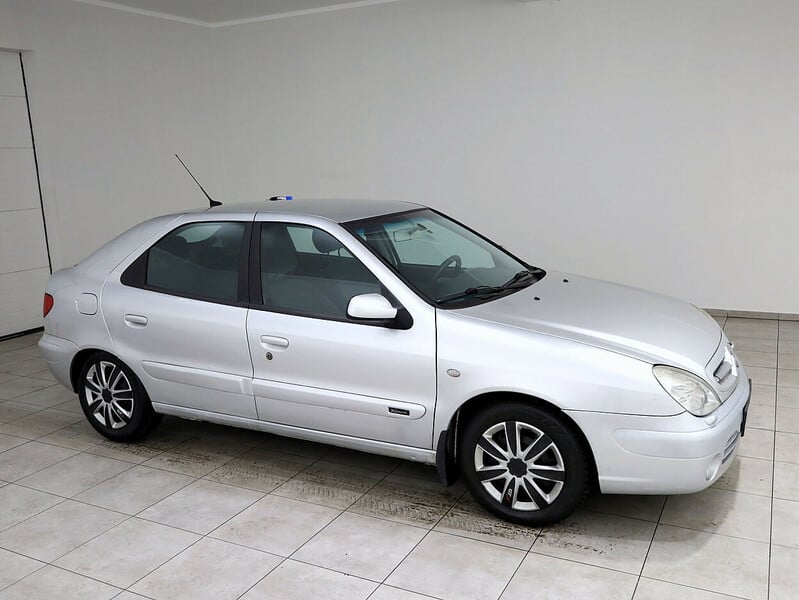 Photo 1 - Citroen Xsara 2003 y Hatchback