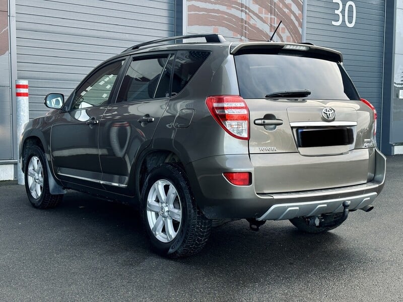 Photo 3 - Toyota RAV4 2012 y Off-road / Crossover