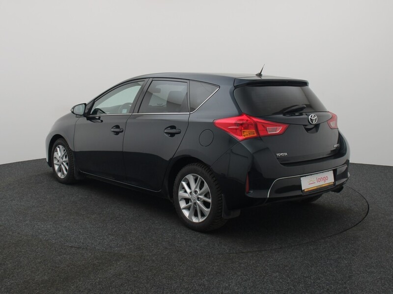 Photo 7 - Toyota Auris 2013 y Hatchback