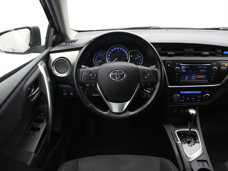 Photo 17 - Toyota Auris 2013 y Hatchback