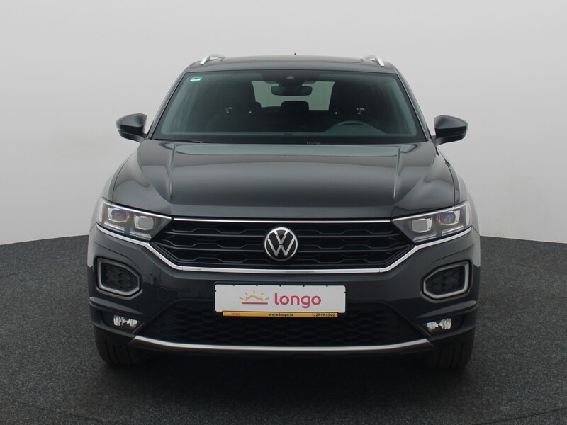 Photo 3 - Volkswagen T-ROC 2021 y Off-road / Crossover