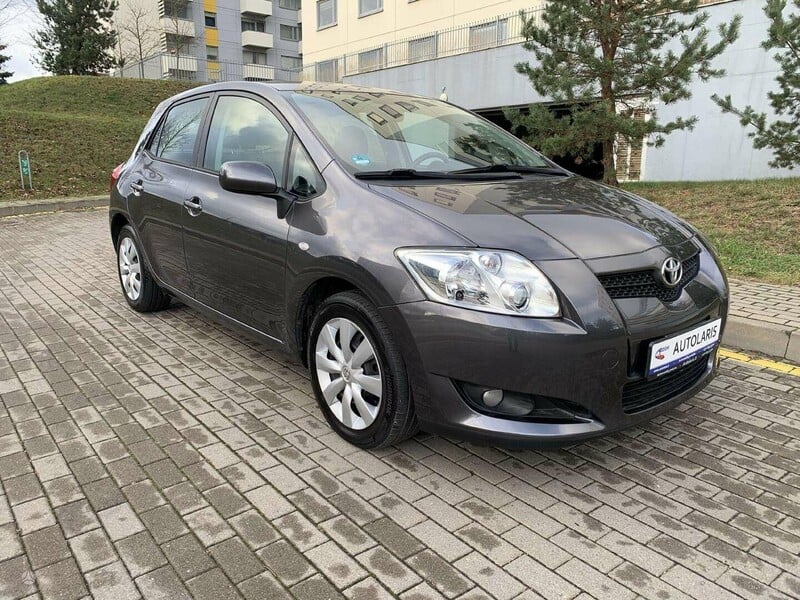 Photo 3 - Toyota Auris 2008 y Hatchback