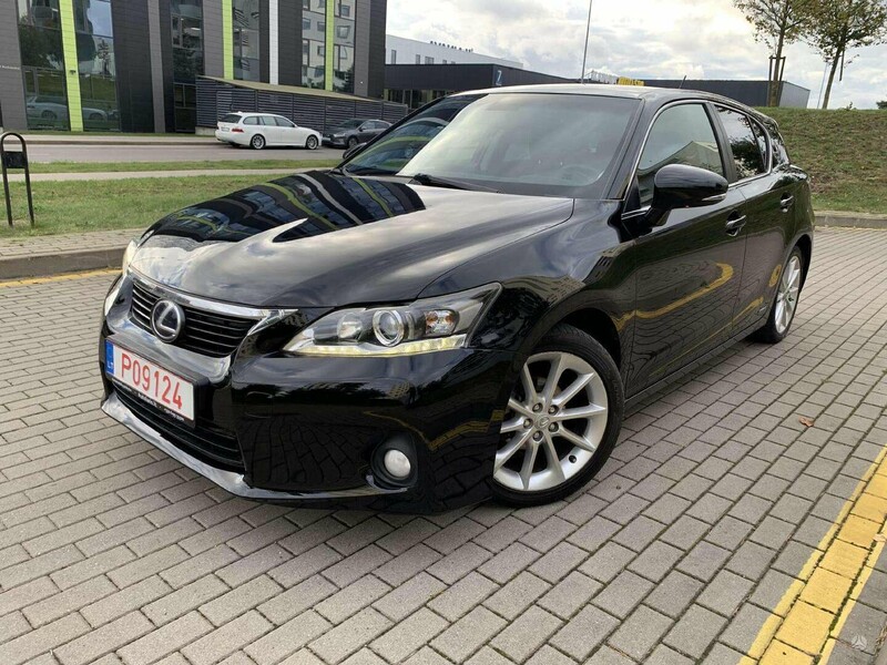 Photo 9 - Lexus CT 200h 2011 y Hatchback