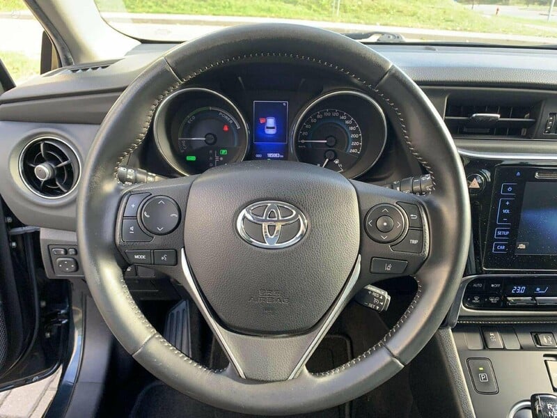 Nuotrauka 27 - Toyota Auris 2015 m Hečbekas