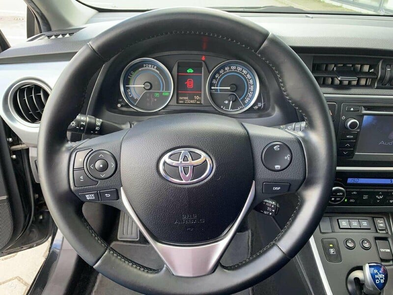 Nuotrauka 22 - Toyota Auris 2014 m Universalas