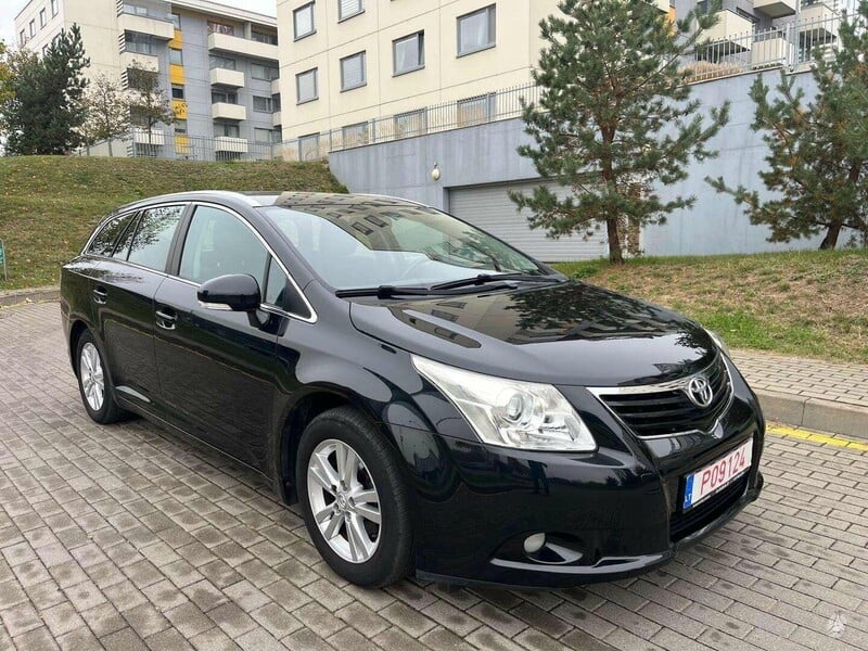 Фотография 3 - Toyota Avensis 2009 г Универсал