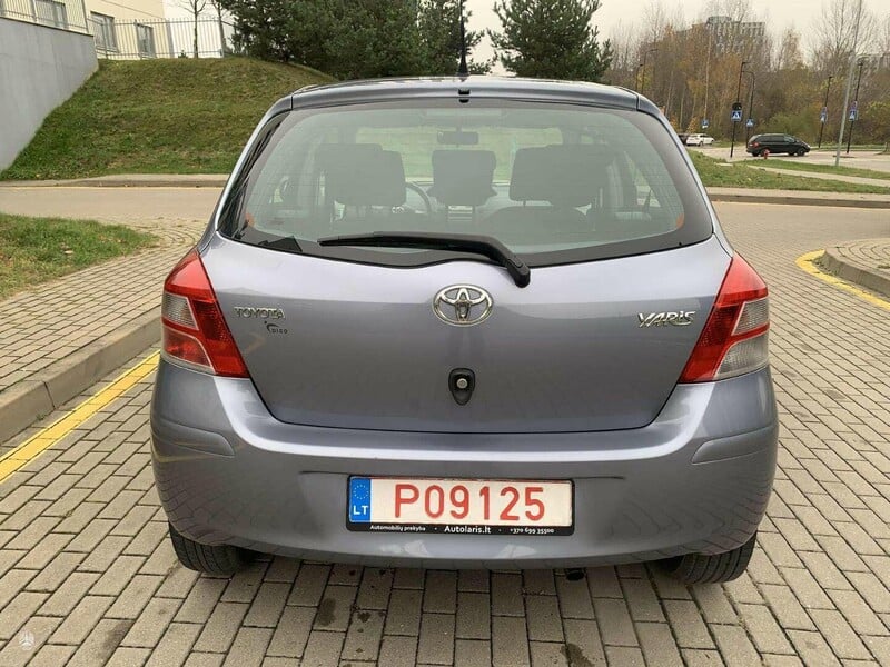 Nuotrauka 6 - Toyota Yaris 2011 m Hečbekas