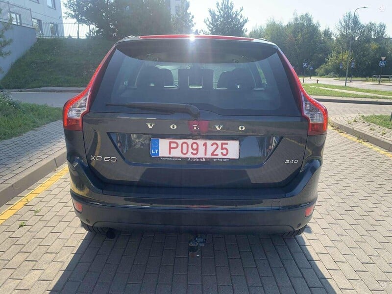 Фотография 6 - Volvo XC60 2010 г Внедорожник / Кроссовер