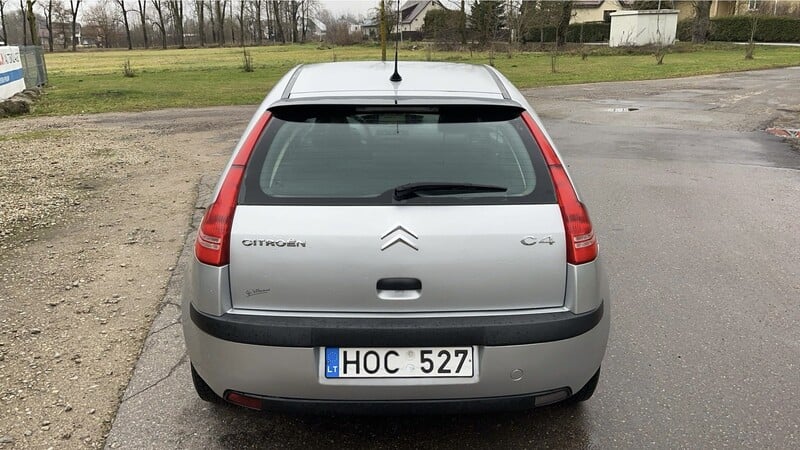 Фотография 8 - Citroen C4 2006 г Хэтчбек